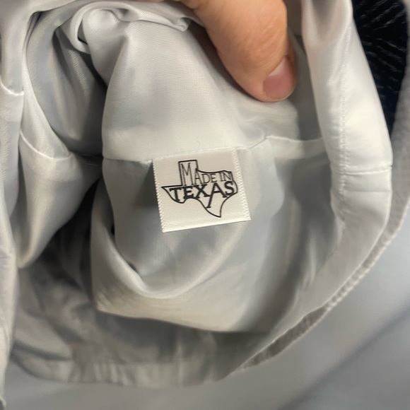 Lauren James searsucker dress, black with white trim and a scoop back. So cute! - Picture 4 of 5